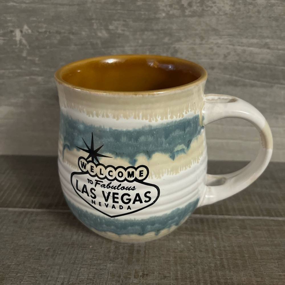 Las Vegas Ceramic Souvenir Mug 12oz Hand Crafted Coffee Cup